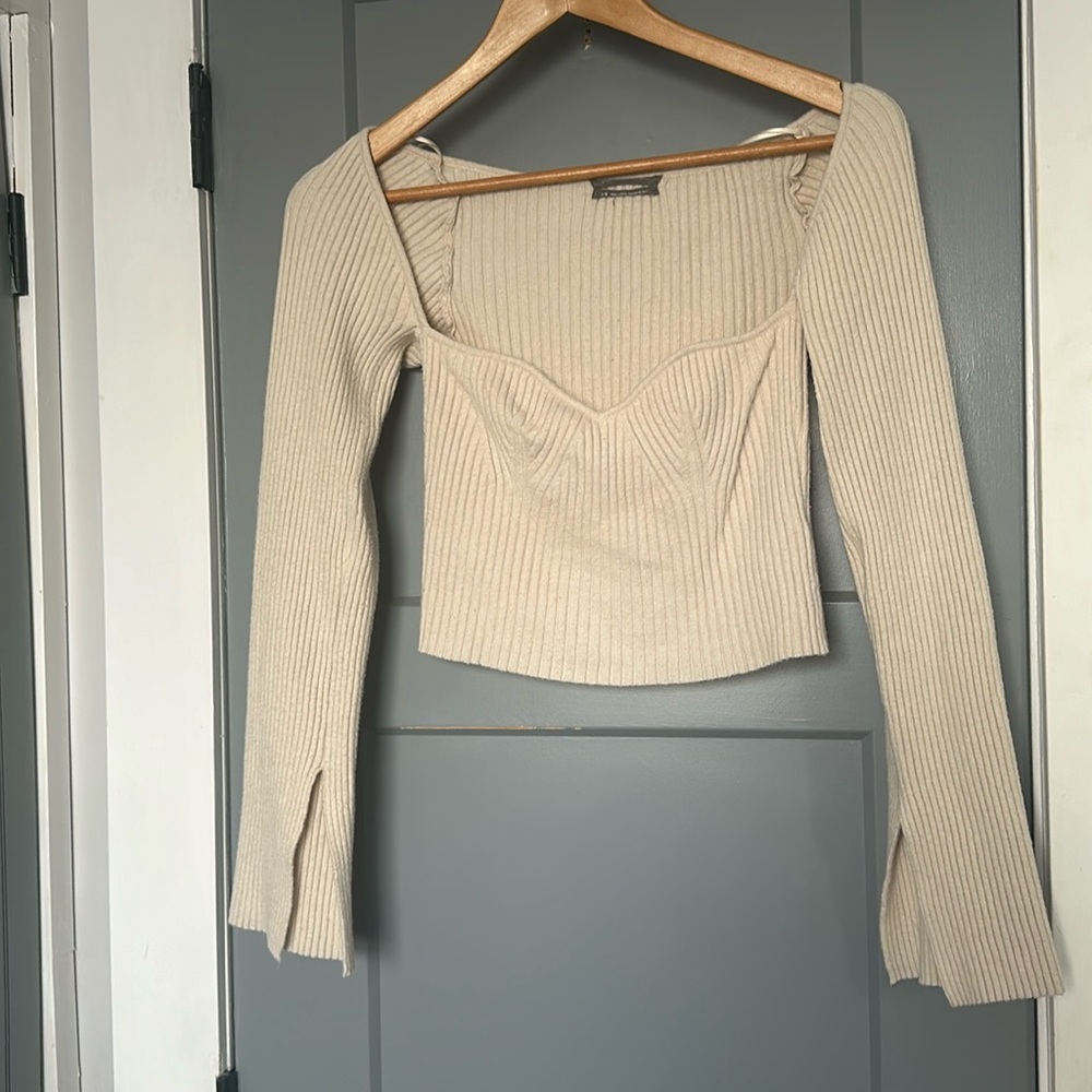 Urban outfitters cropped sweater - Picture 1 of 4